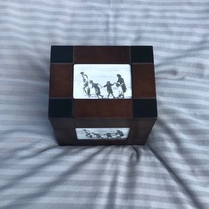 Picture Box with Removable Albums